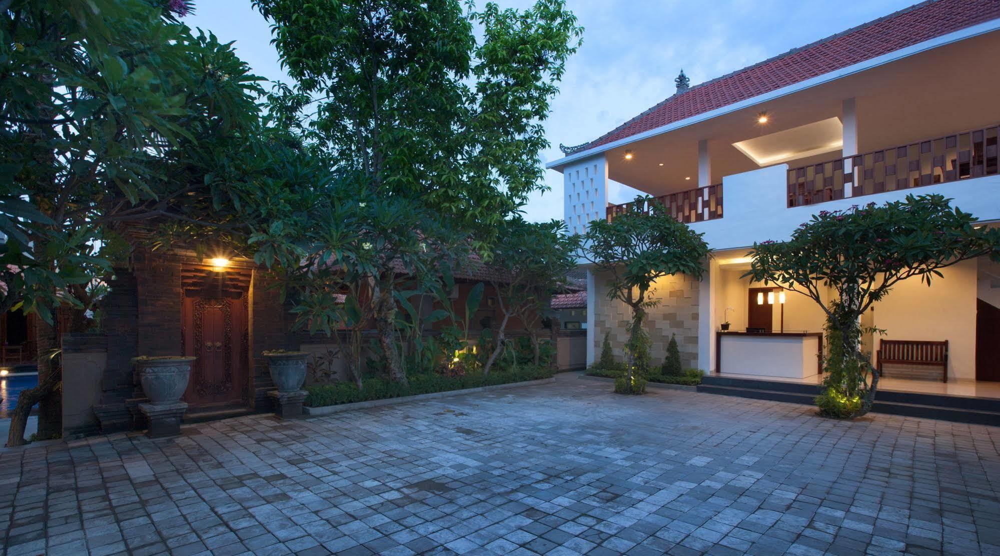 Nesa Bali 3* Sanur